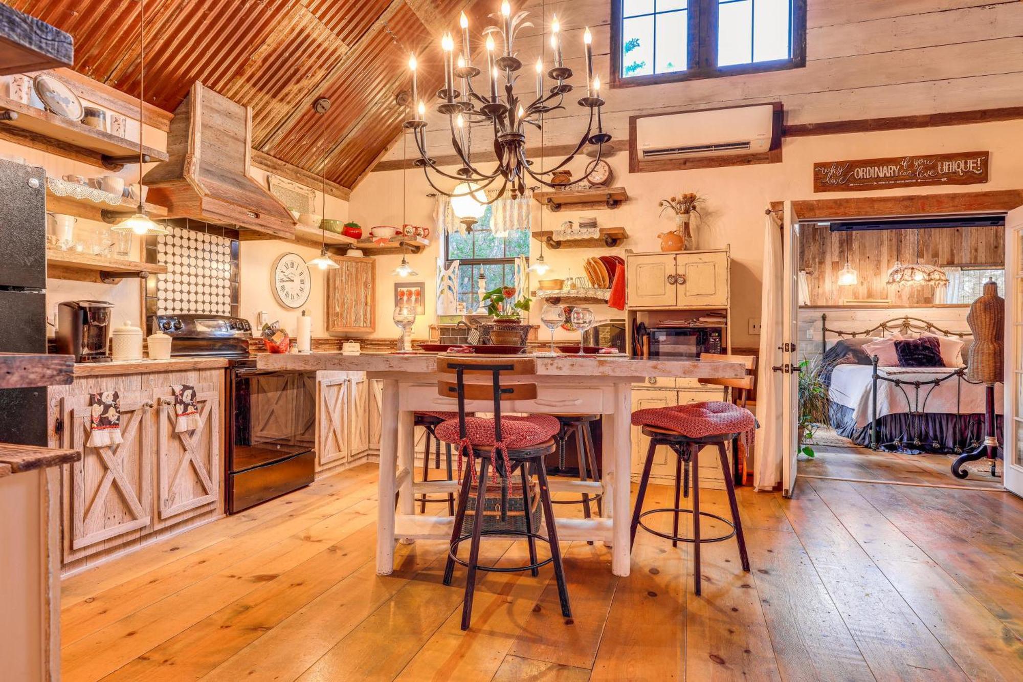 Pet-Friendly Wimberley Cabin With Fire Pit And Hot Tub Exterior foto