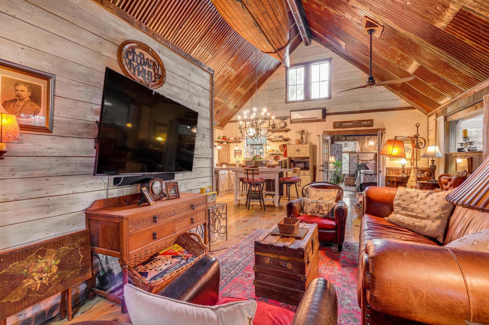 Pet-Friendly Wimberley Cabin With Fire Pit And Hot Tub Exterior foto
